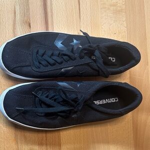 Converse Men's Black and White Sneakers